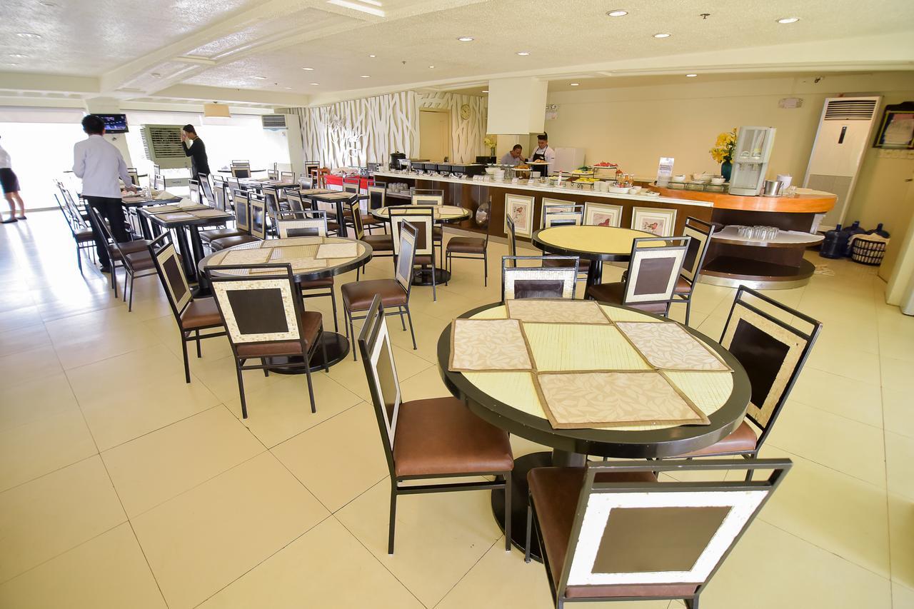 โรงแรมทราเวิร์น ซูริเกา ภายนอก รูปภาพ